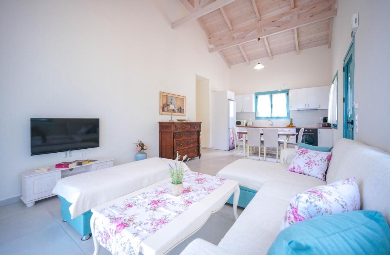 Meliades Villas Apolpaina Exterior photo