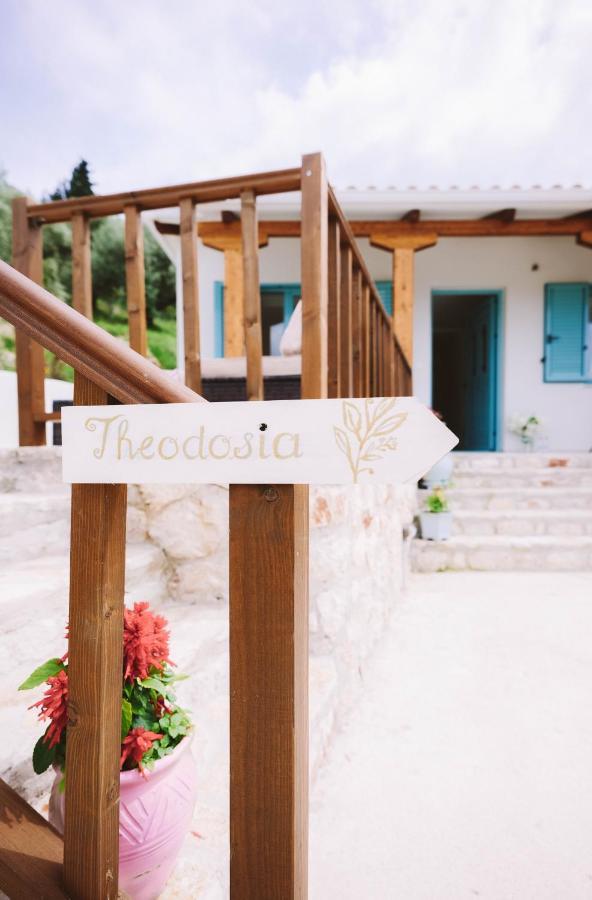 Meliades Villas Apolpaina Exterior photo
